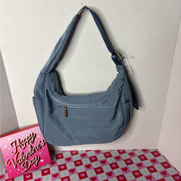 NEW 🩵lululemon athletica Slate Blue Shoulder Bag - Picture 4 of 5